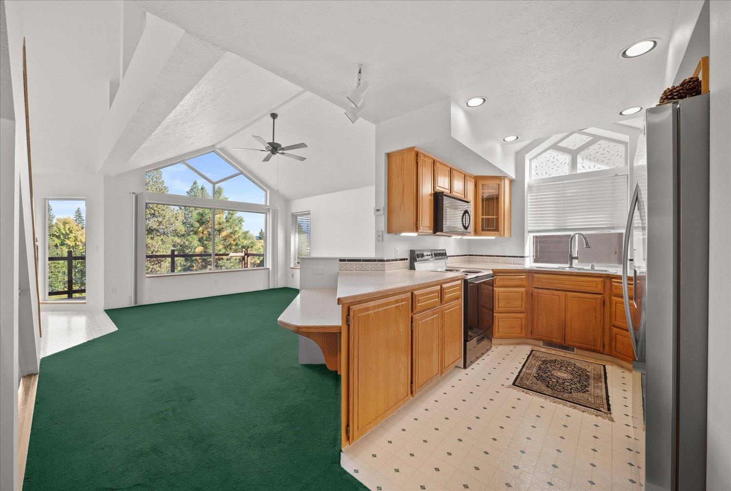 18315 E Riverway Ave - Photo 12