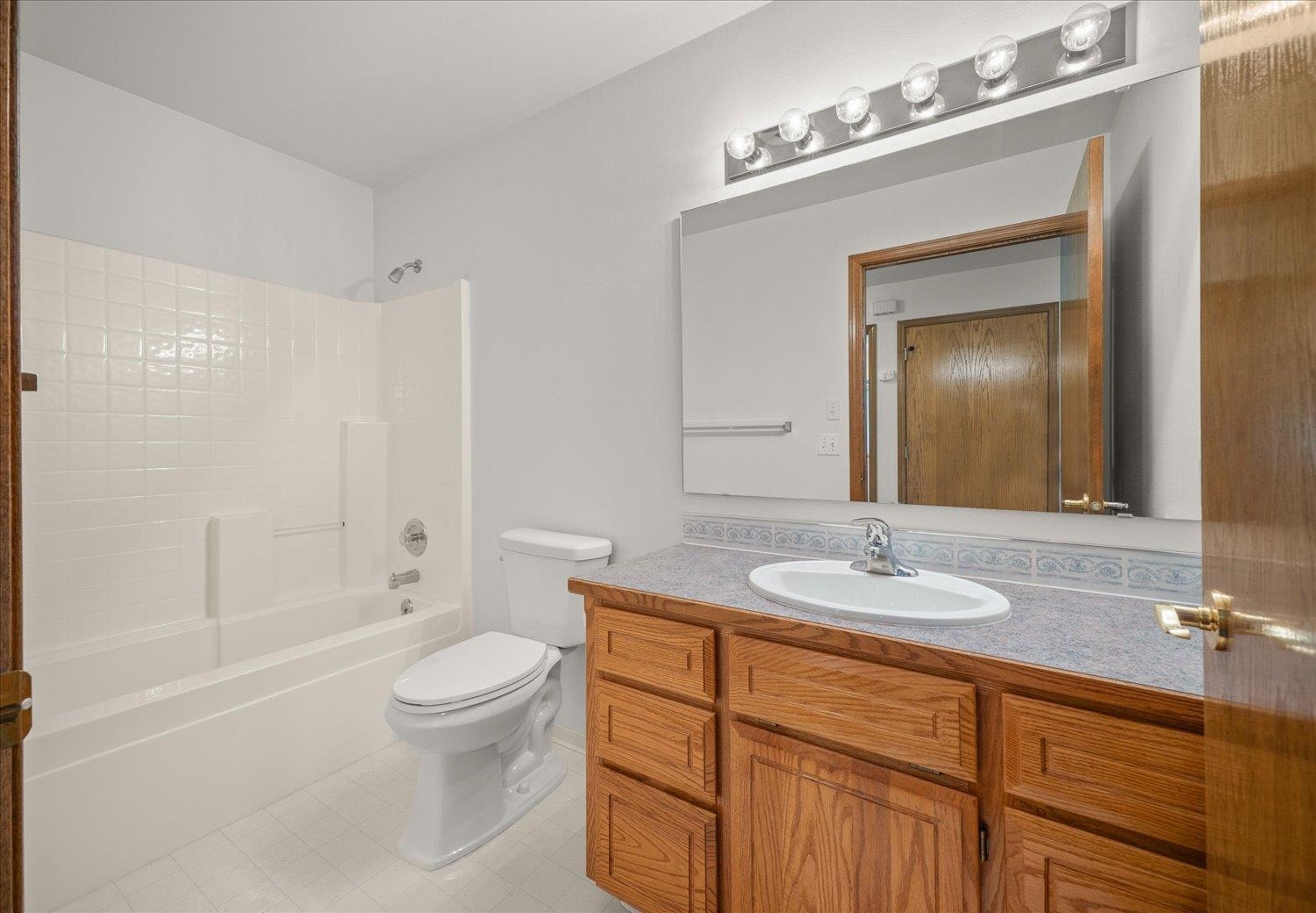 18315 E Riverway Ave - Photo 25