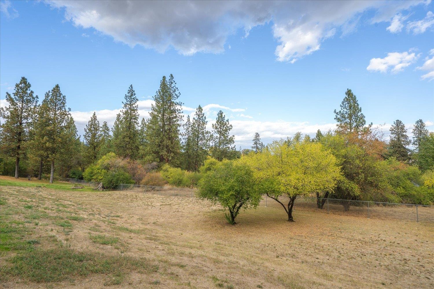 18315 E Riverway Ave - Photo 40