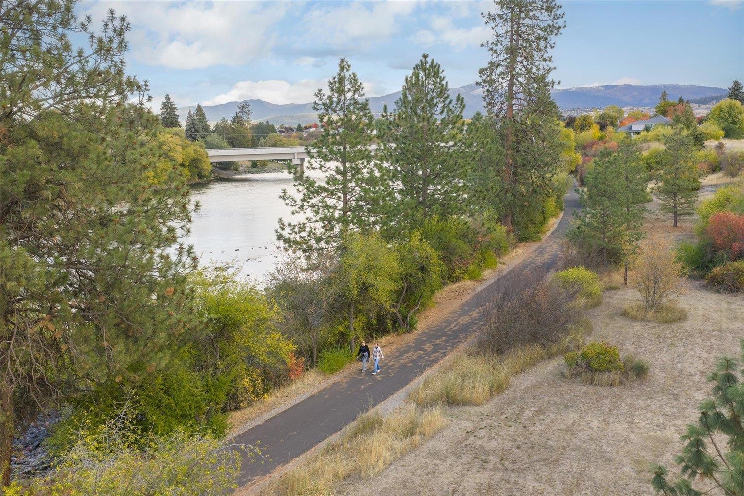 18315 E Riverway Ave - Photo 7