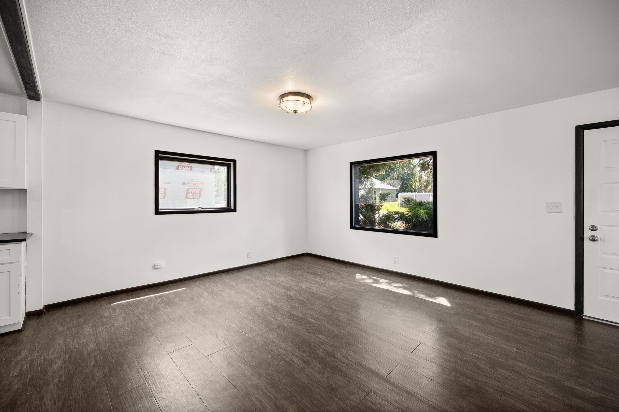 1116 Park St - Photo 5