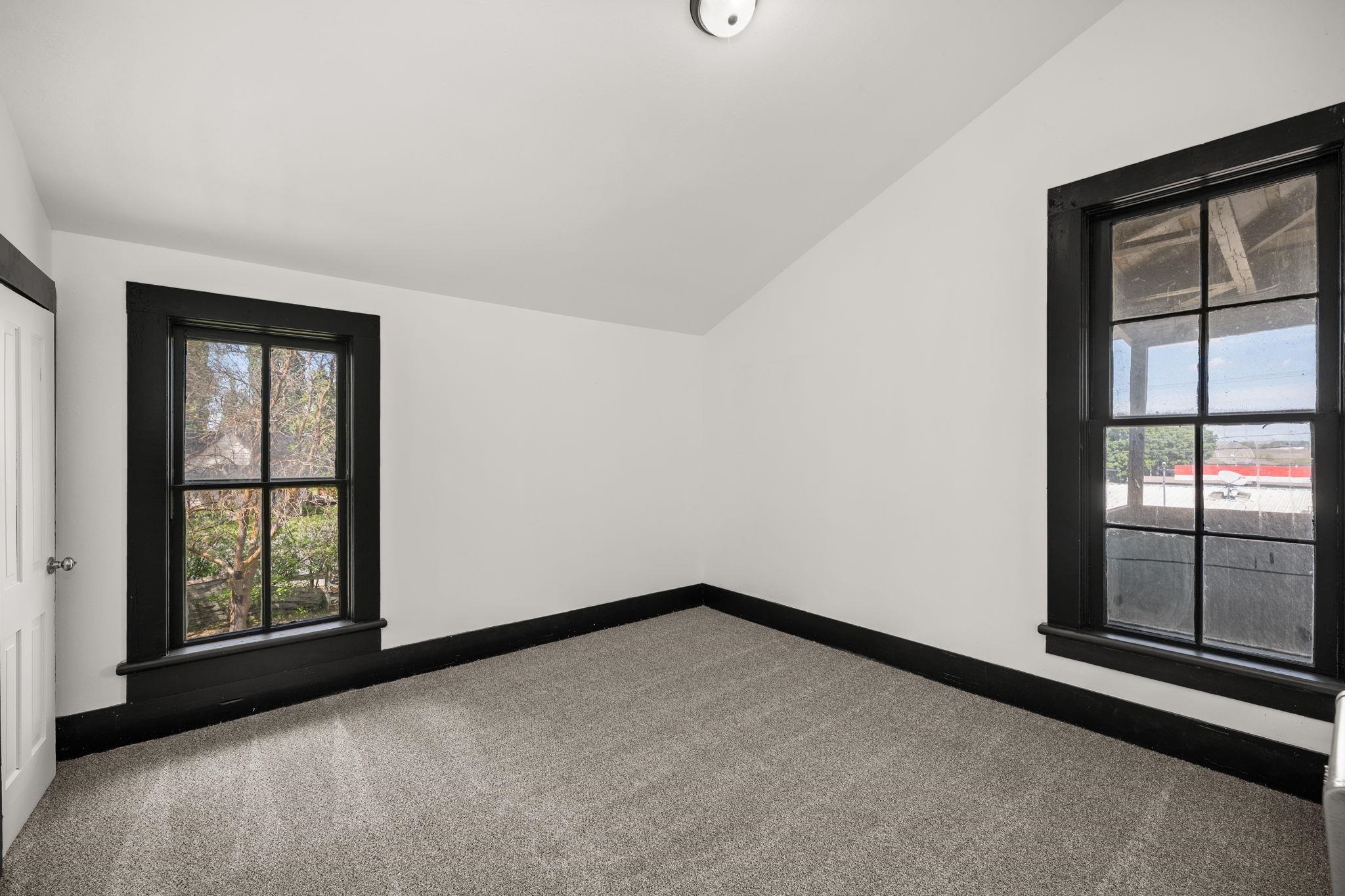 1116 Park St - Photo 8