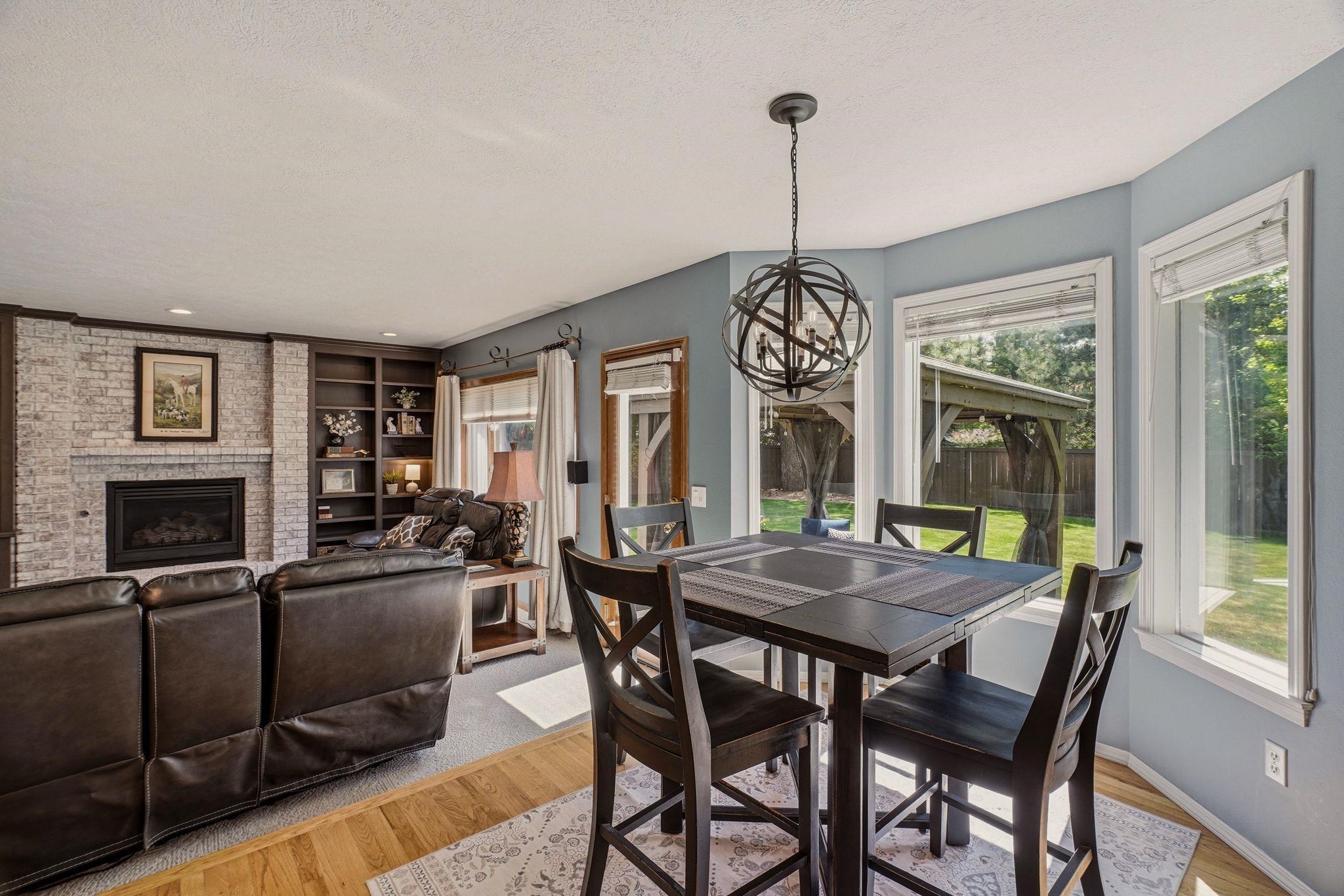325 W Charlton Ave - Photo 13