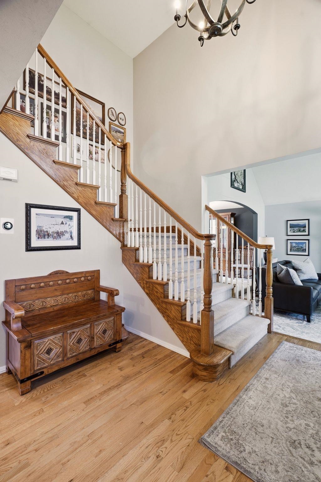 325 W Charlton Ave - Photo 3