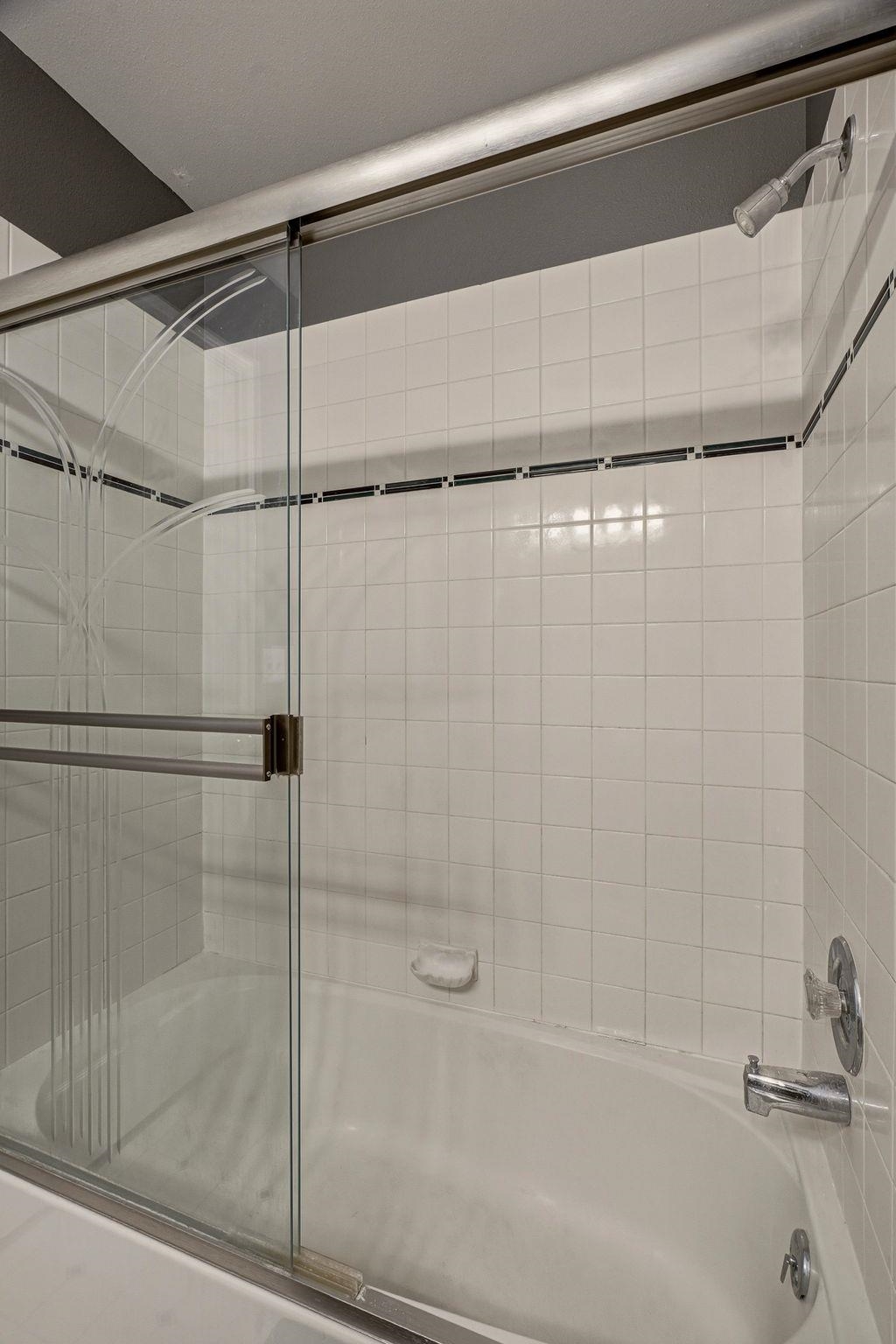 325 W Charlton Ave - Photo 33