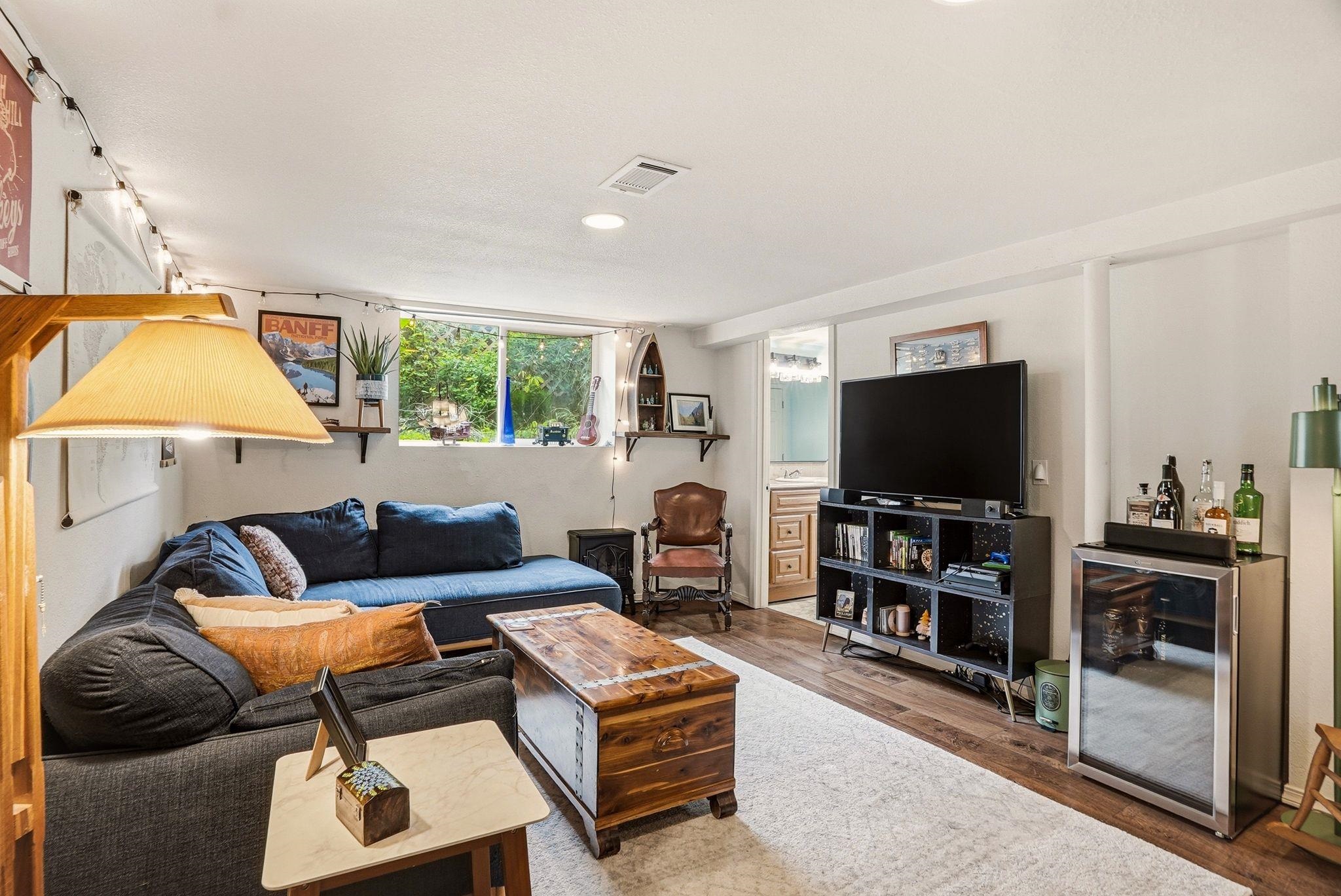 1121 E Carlisle Ave - Photo 14