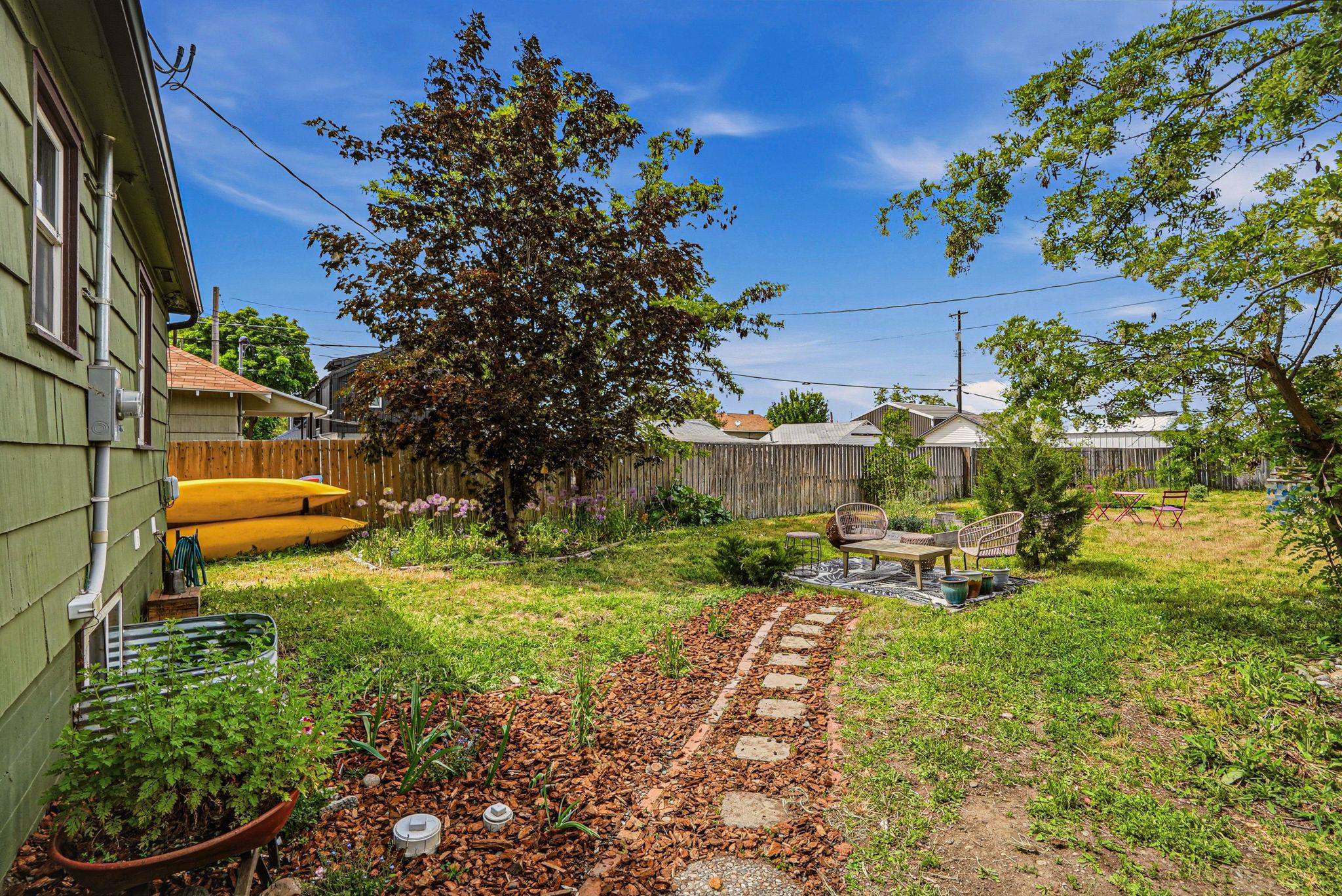 1121 E Carlisle Ave - Photo 21