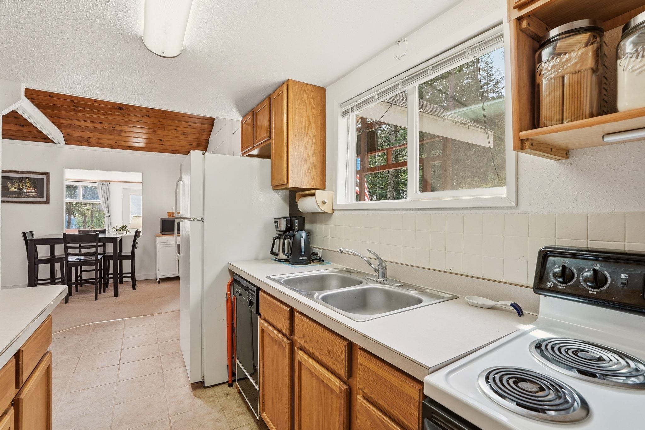 4090 Tamarack Bay Rd - Photo 14