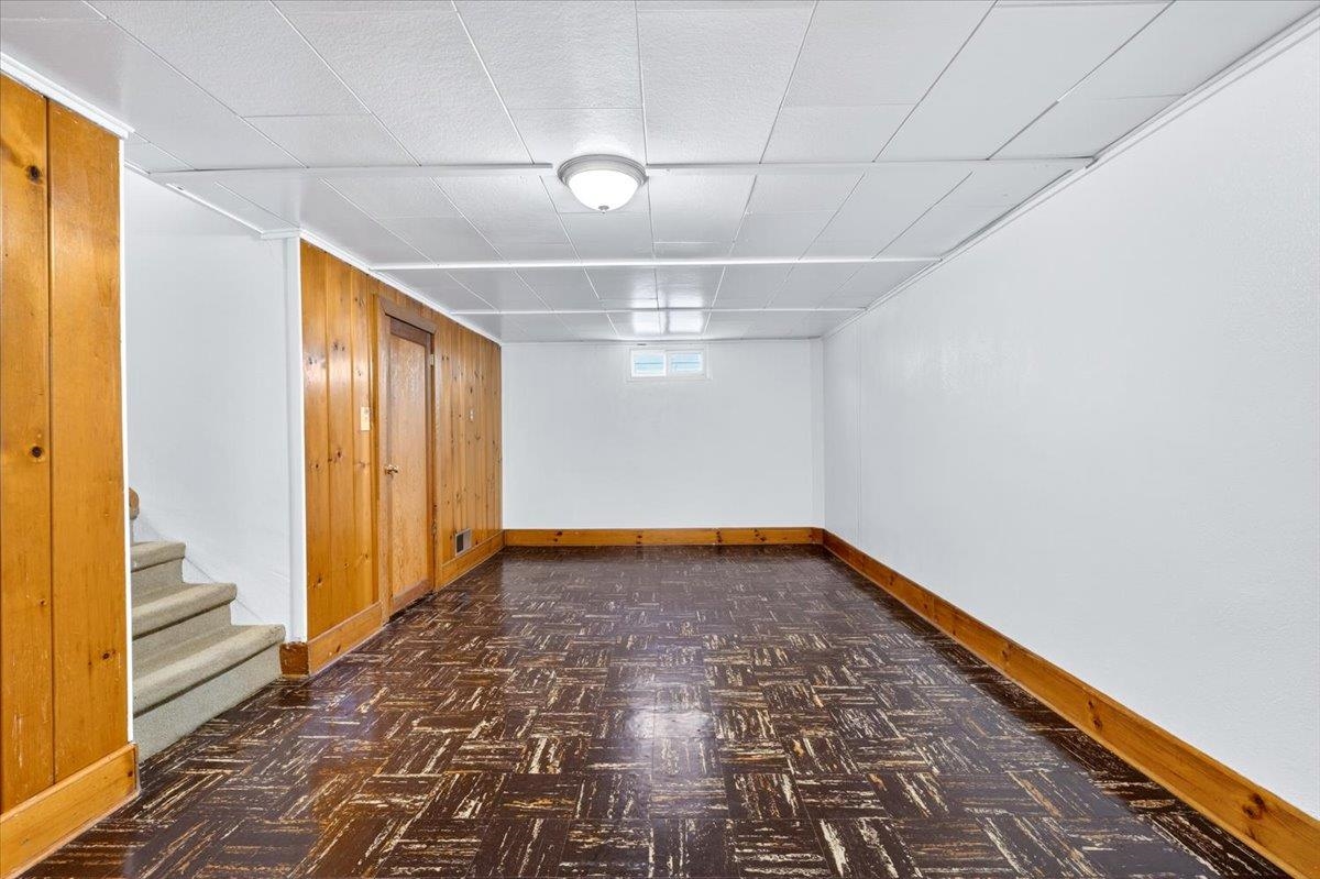 2117 E Rowan Ave - Photo 26