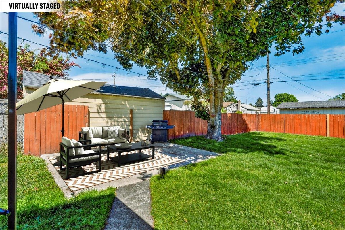 2117 E Rowan Ave - Photo 39