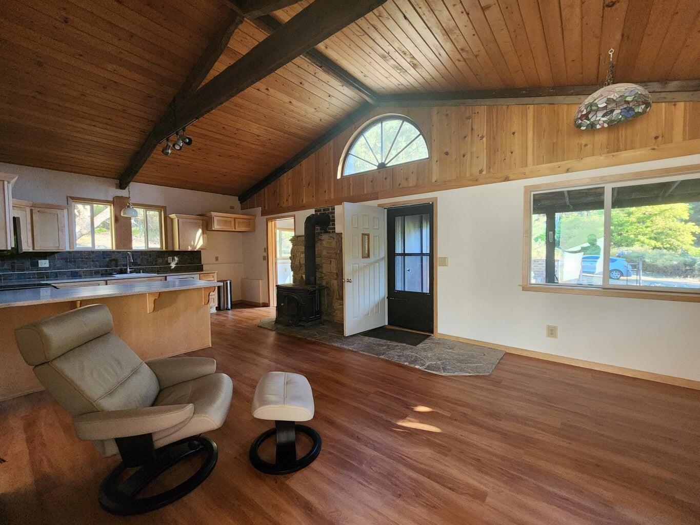 1612 Rickey Canyon Rd - Photo 7