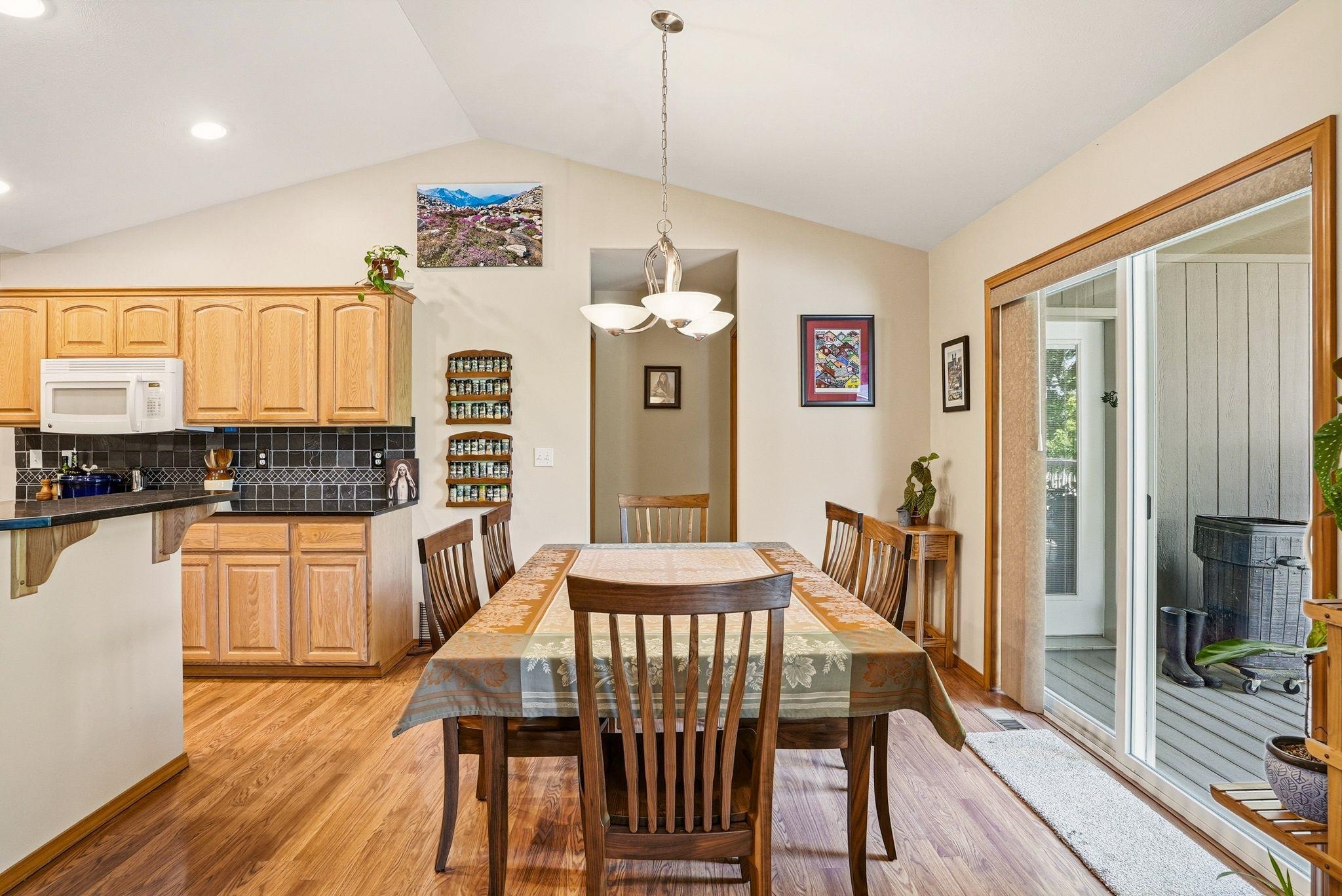 9407 N Seminole St - Photo 8