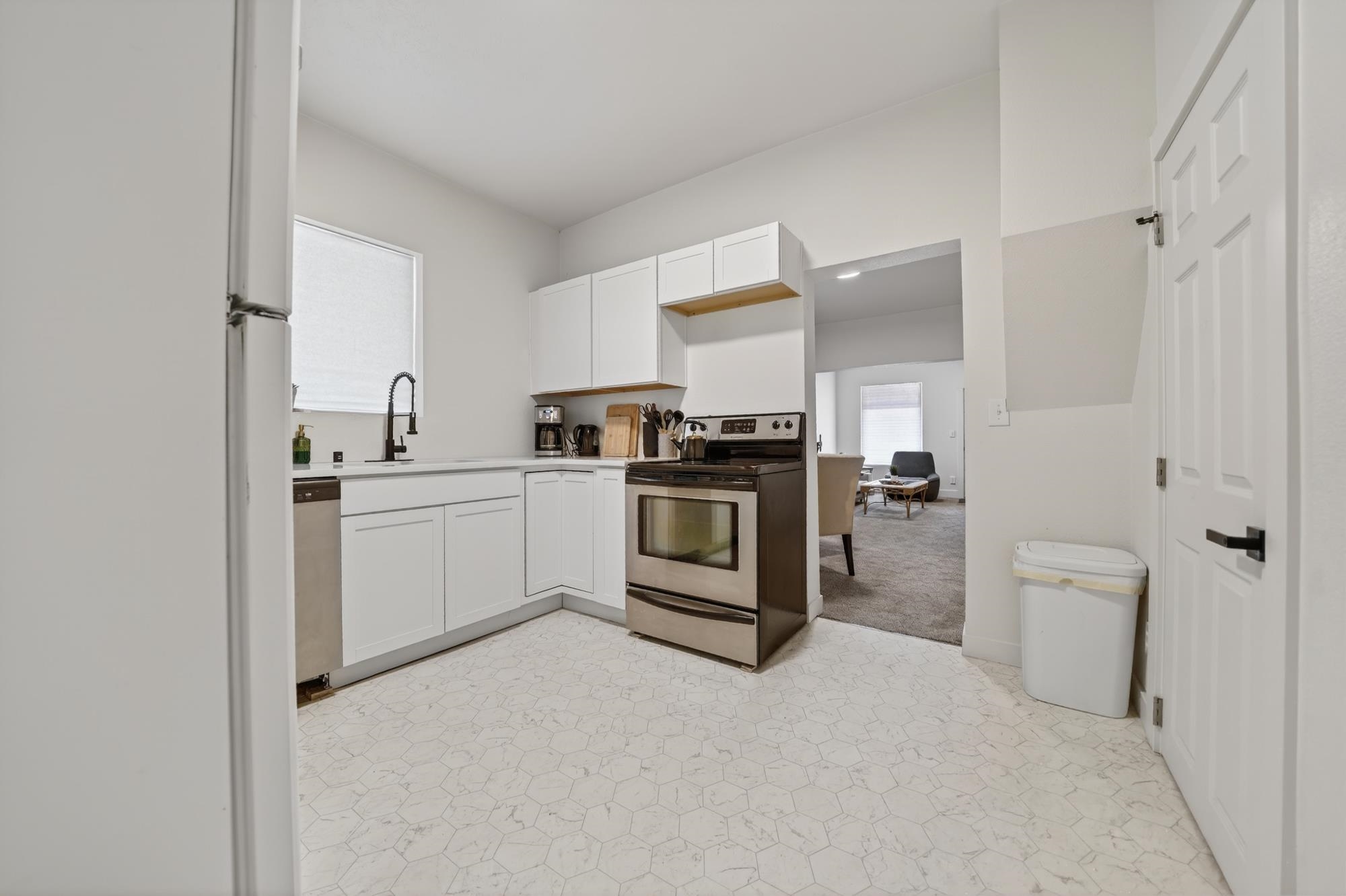 1604 W Maxwell Ave - Photo 14