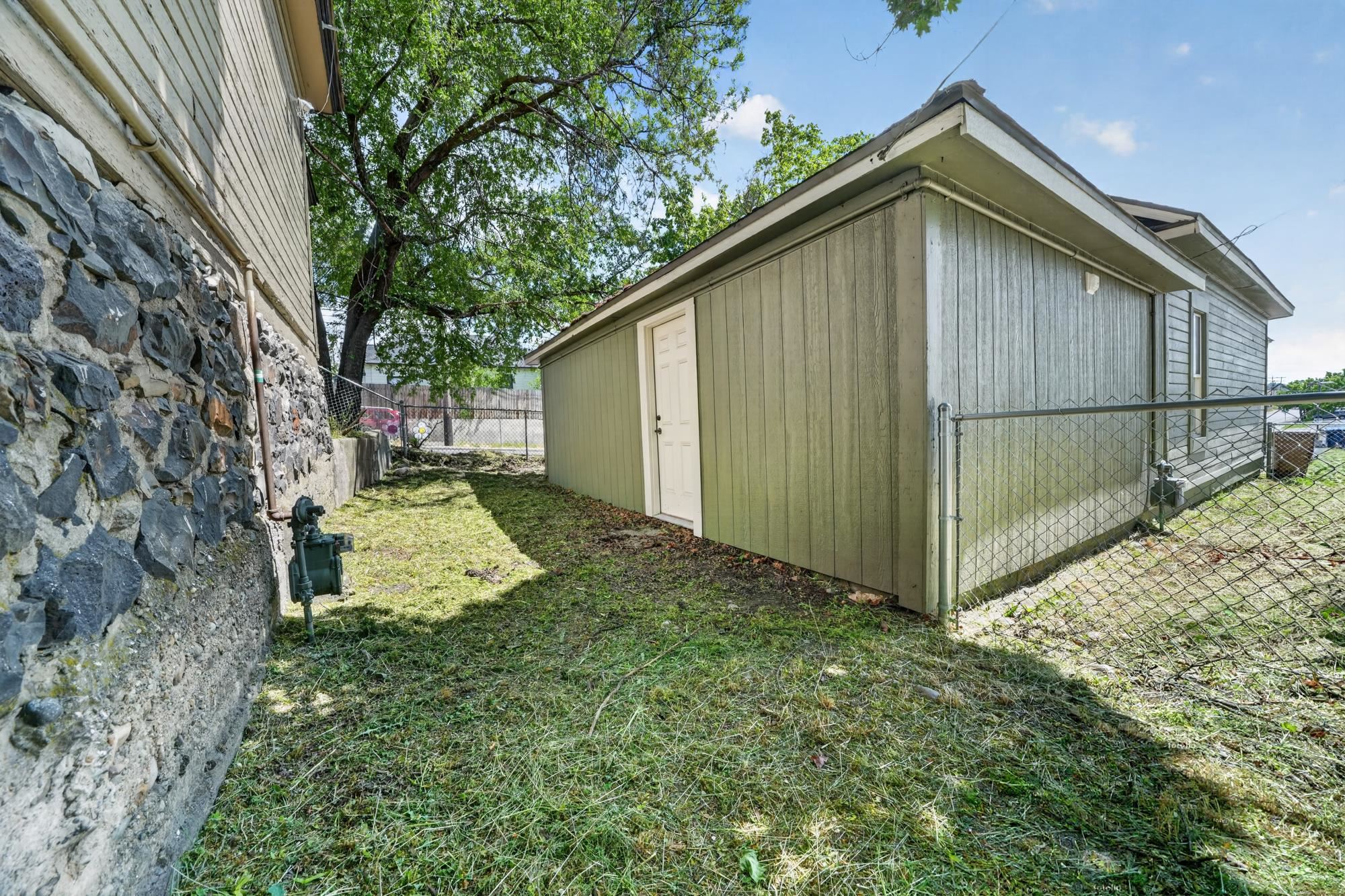 1604 W Maxwell Ave - Photo 32