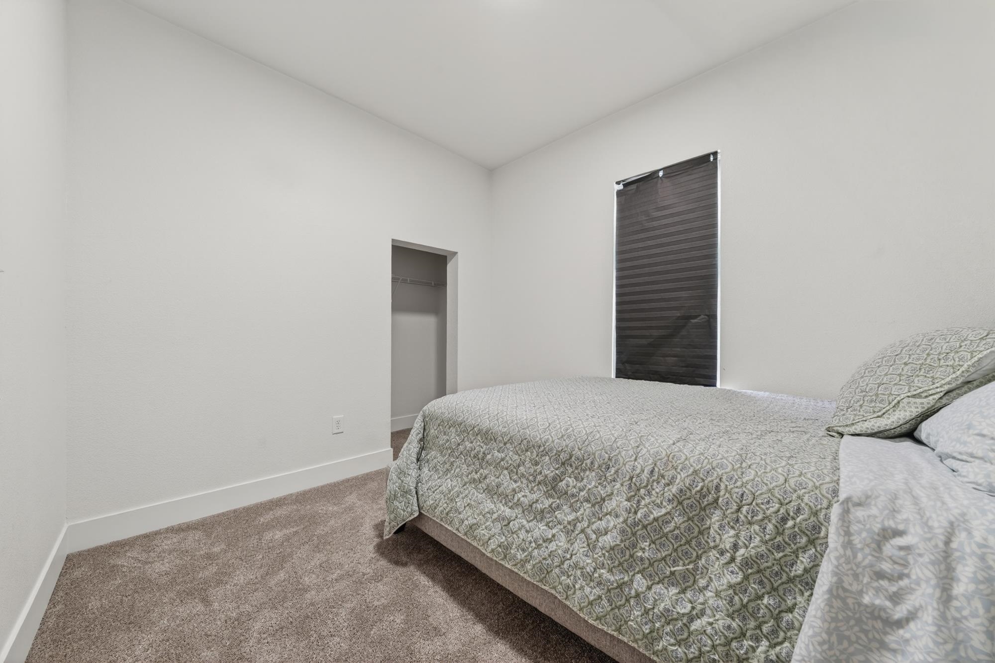 1604 W Maxwell Ave - Photo 8