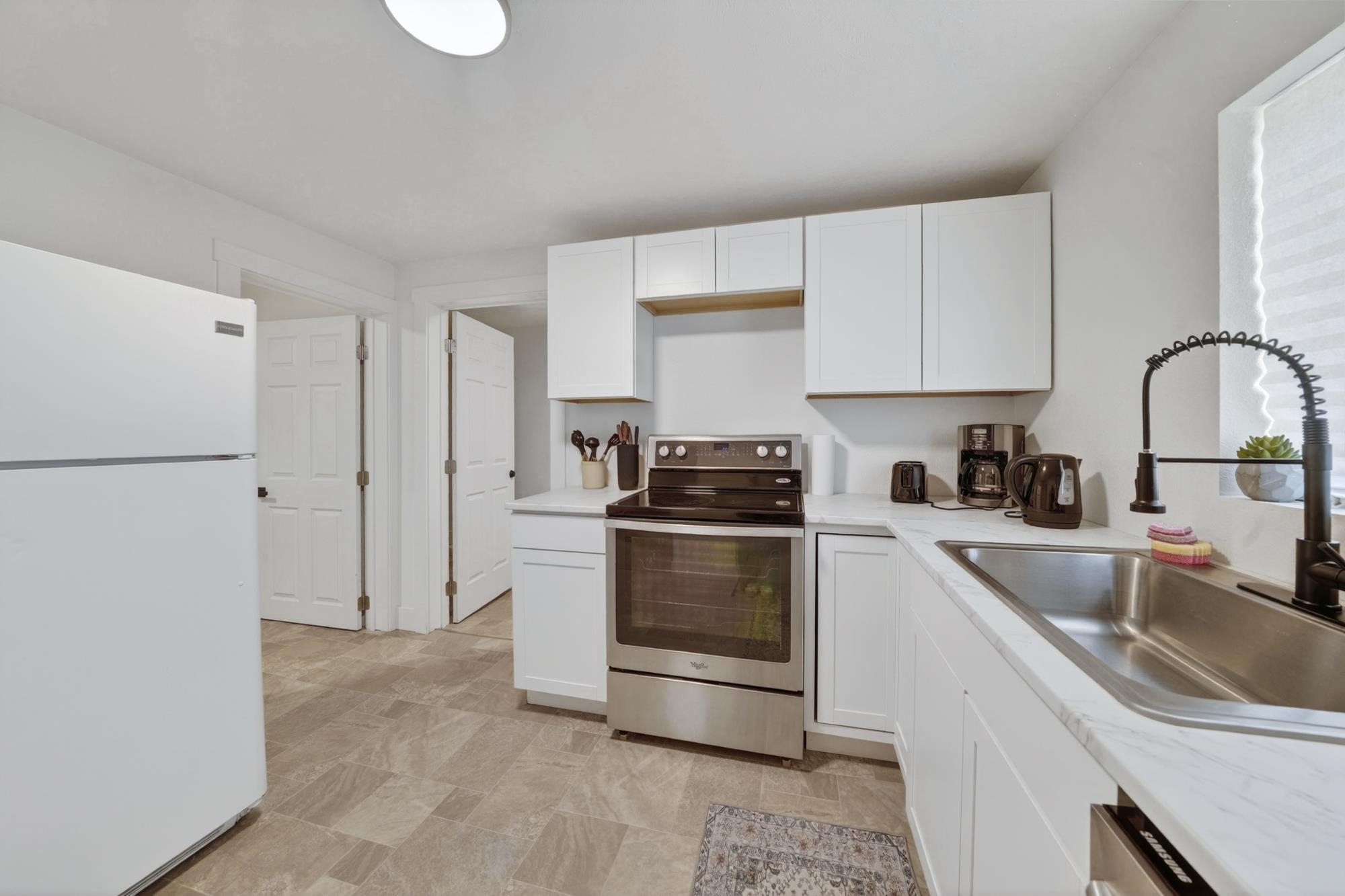 1608 W Maxwell Ave - Photo 18