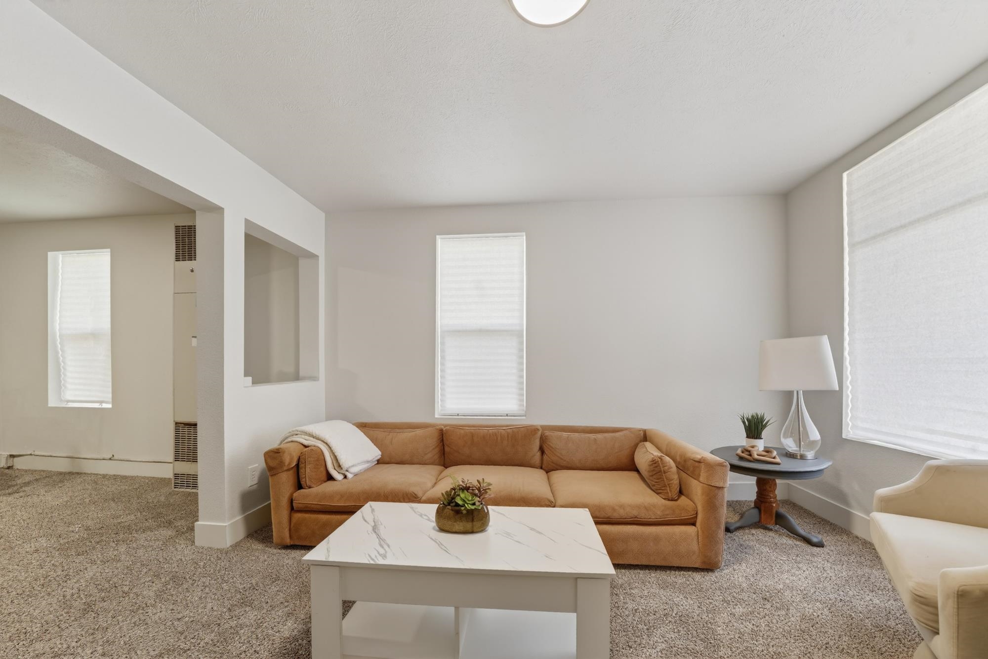 1608 W Maxwell Ave - Photo 6