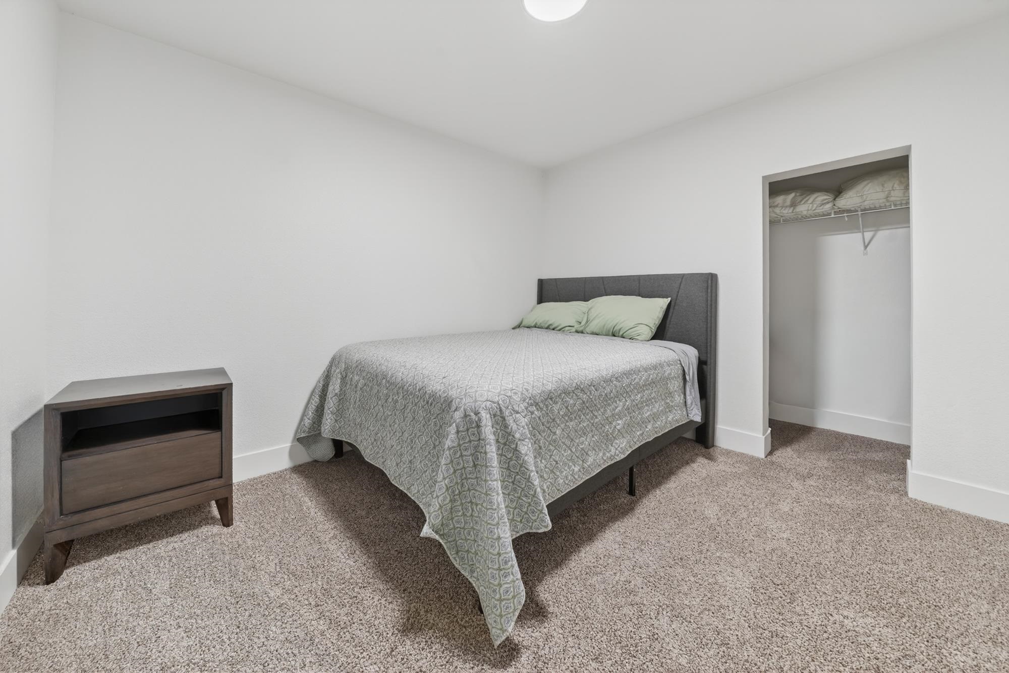 1608 W Maxwell Ave - Photo 8