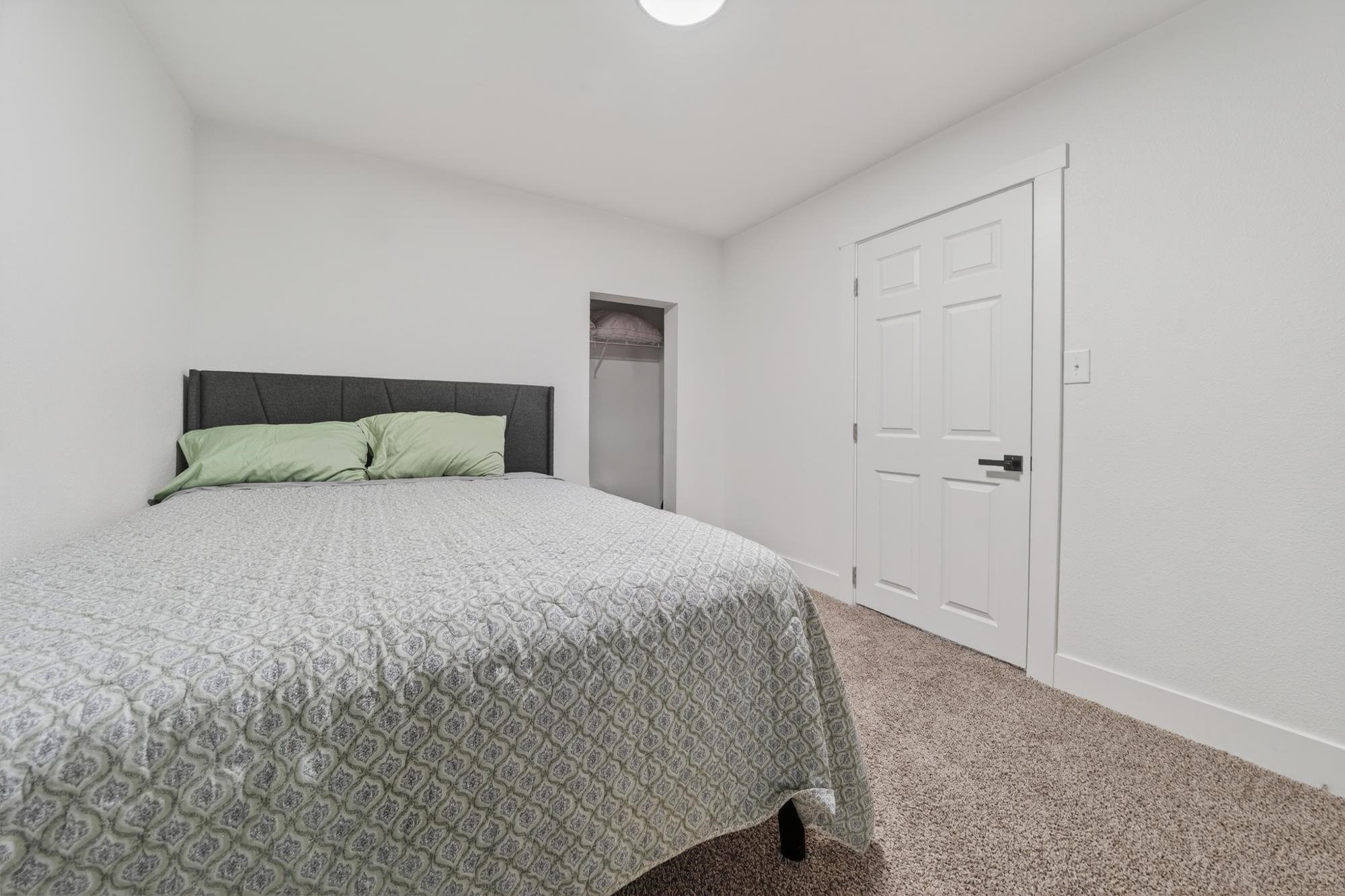 1608 W Maxwell Ave - Photo 9