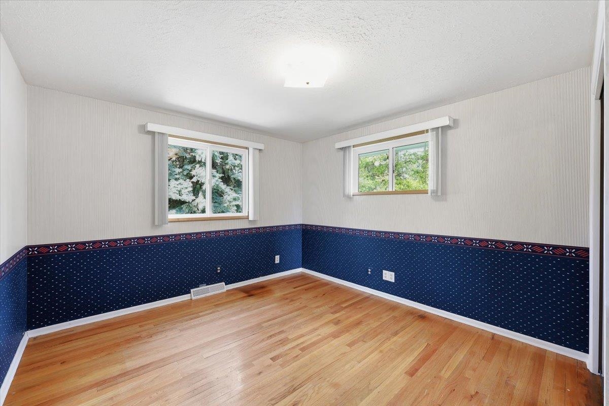 2428 E 39th Ave - Photo 17