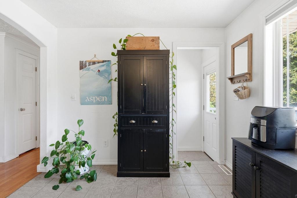 8312 N JEFFERSON Dr - Photo 12