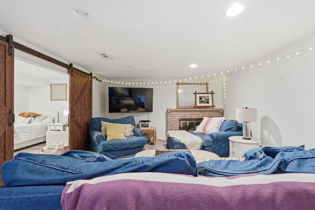 8312 N JEFFERSON Dr - Photo 25