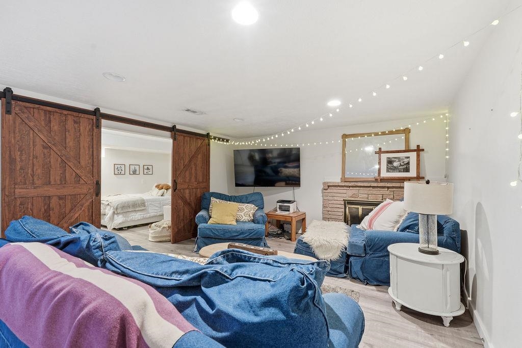 8312 N JEFFERSON Dr - Photo 26