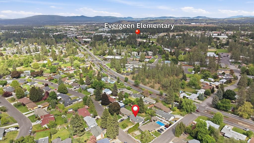 8312 N JEFFERSON Dr - Photo 40