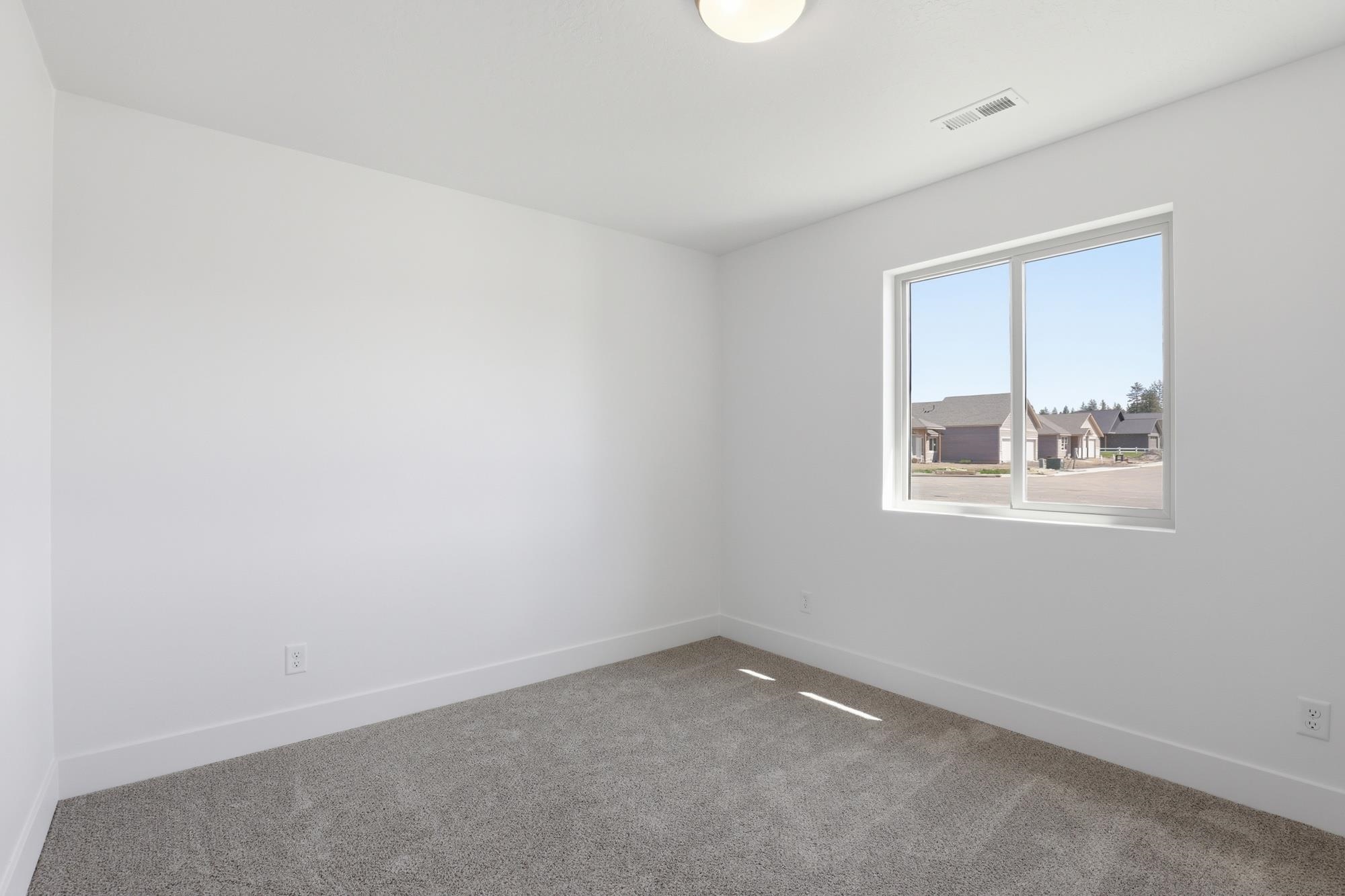 1211 N Layton Ave - Photo 17