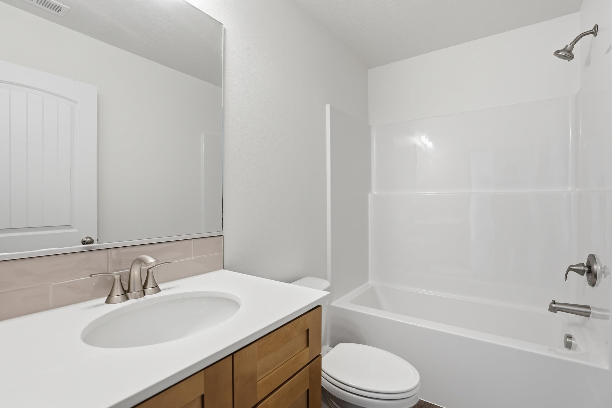 1211 N Layton Ave - Photo 18