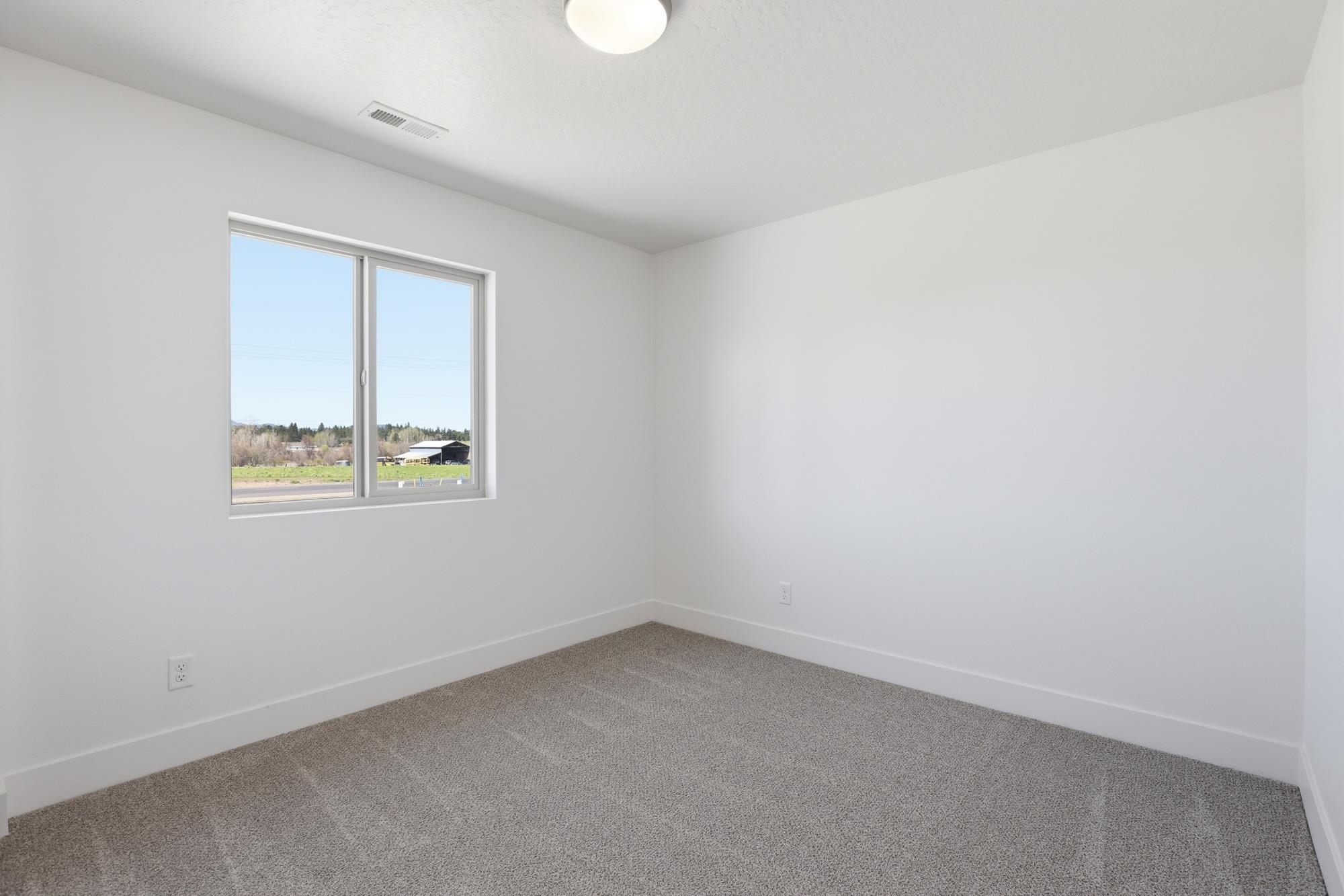 1211 N Layton Ave - Photo 19
