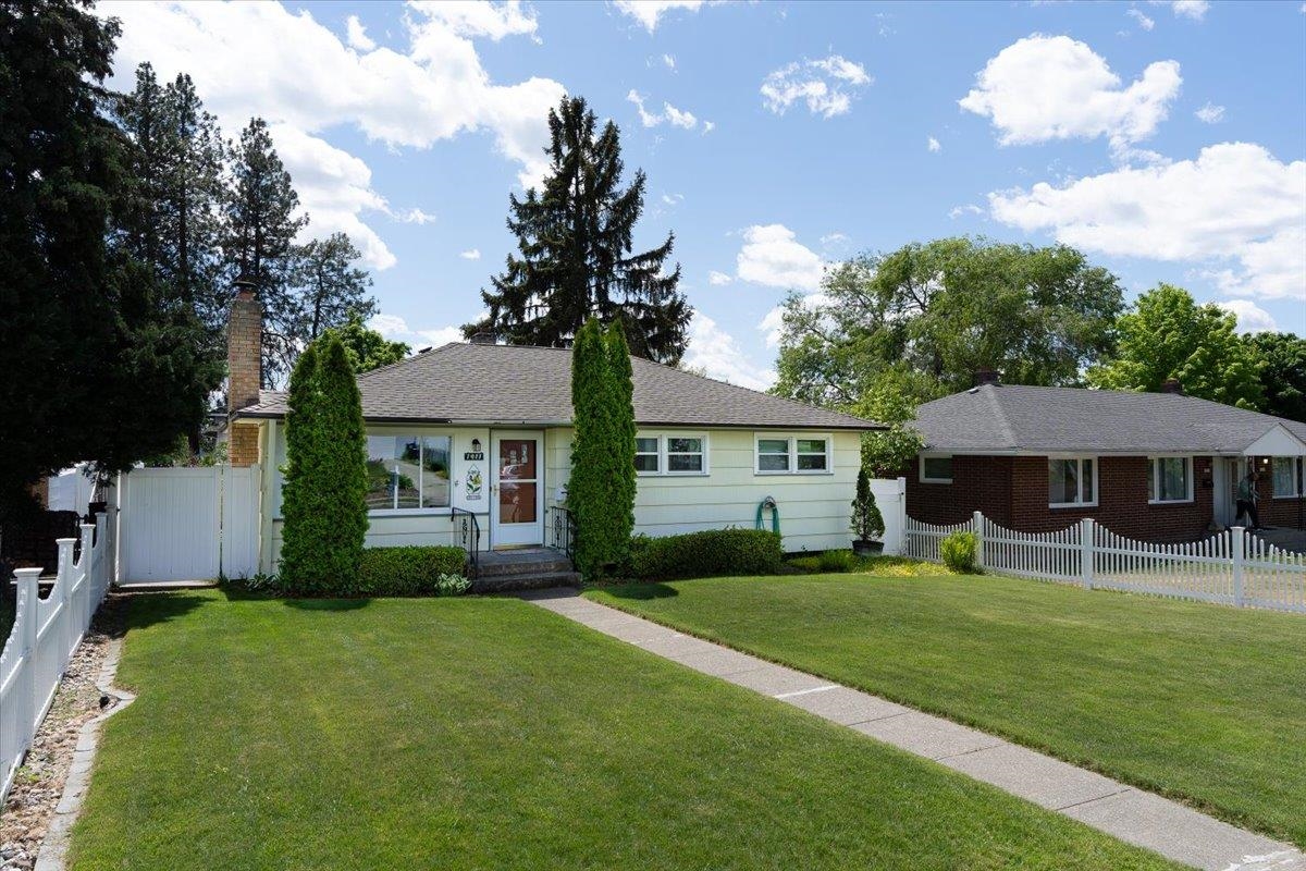 1411 W Glass Ave - Photo 3