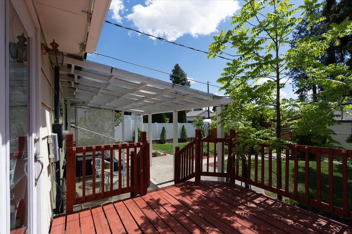 1411 W Glass Ave - Photo 32