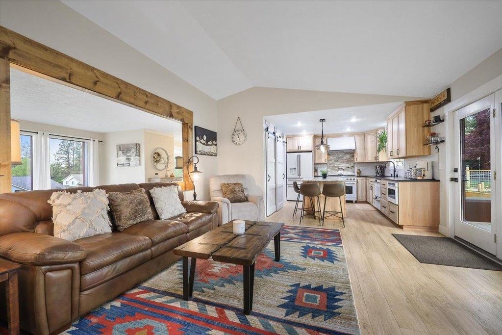 2107 S Scenic Blvd - Photo 14