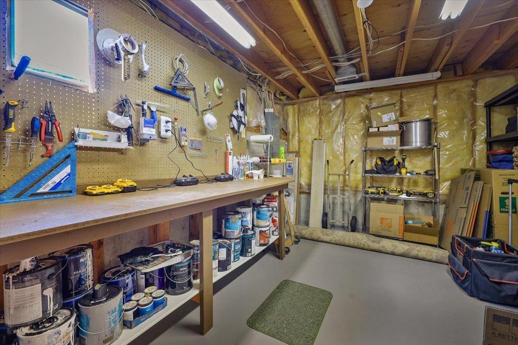 2107 S Scenic Blvd - Photo 39
