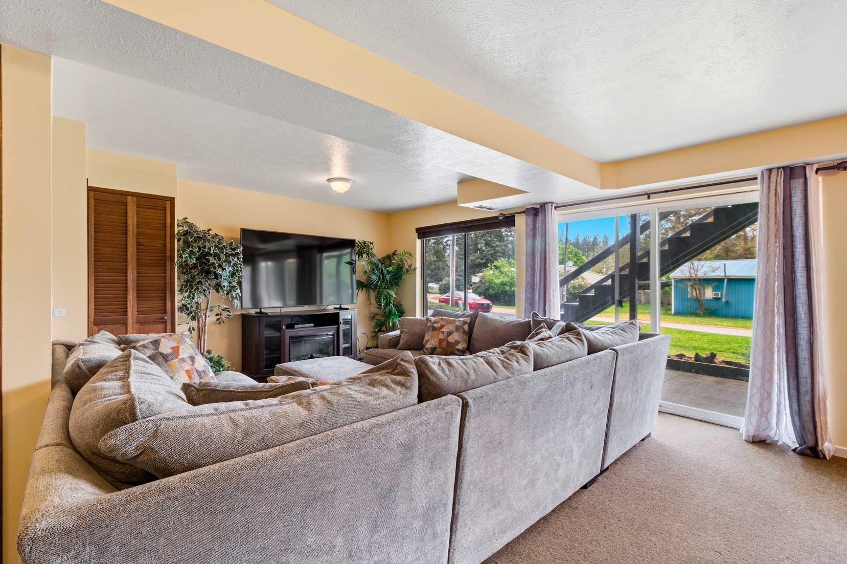 3803 Rainbow Dr - Photo 29