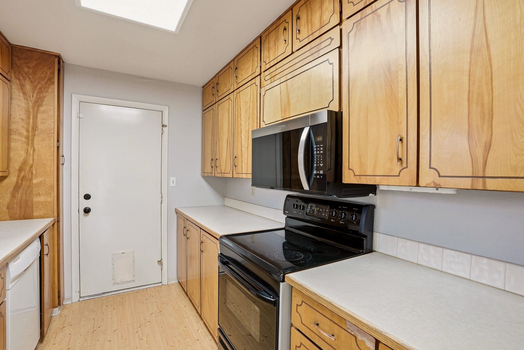 517 E Columbia Ave - Photo 12