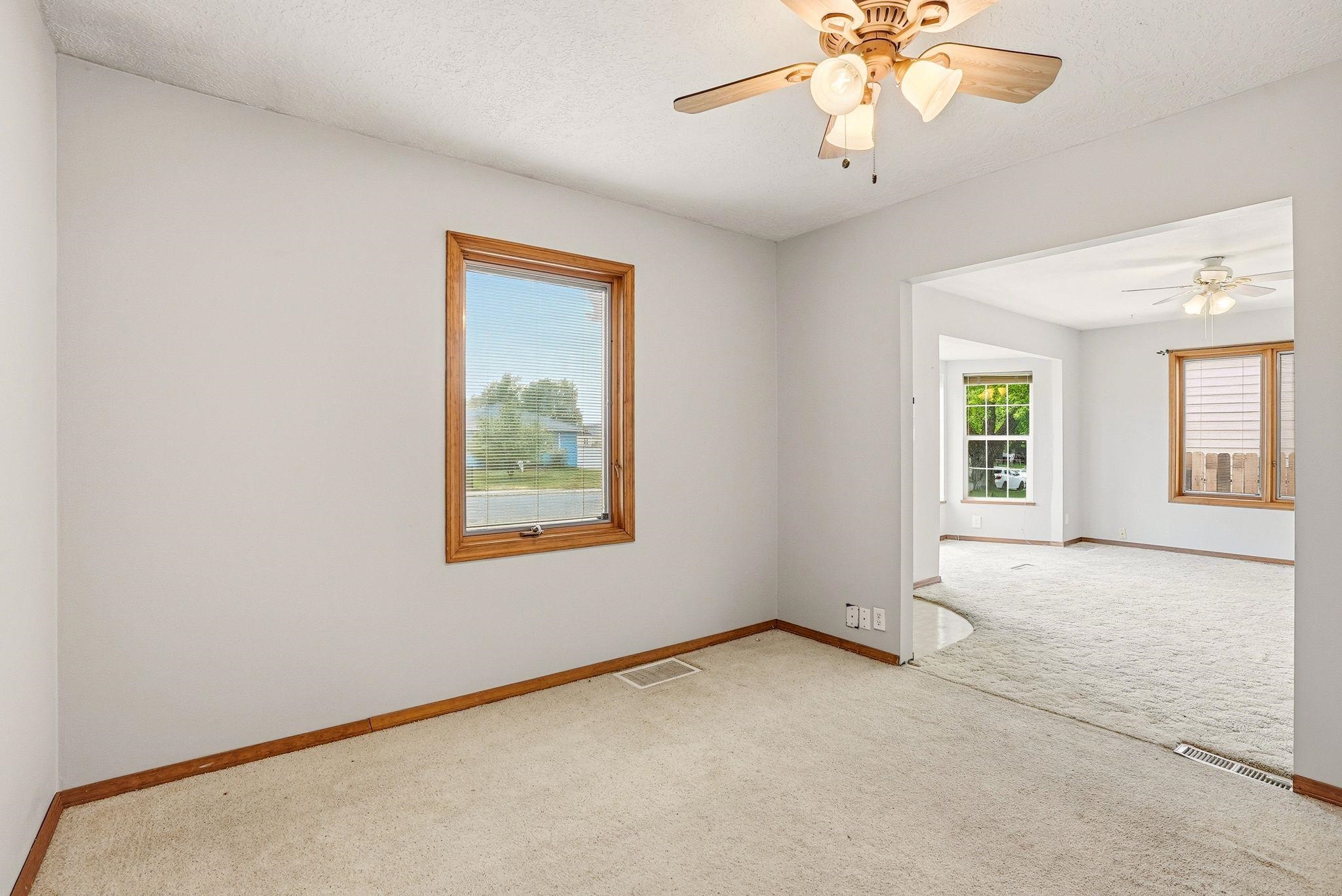 517 E Columbia Ave - Photo 13