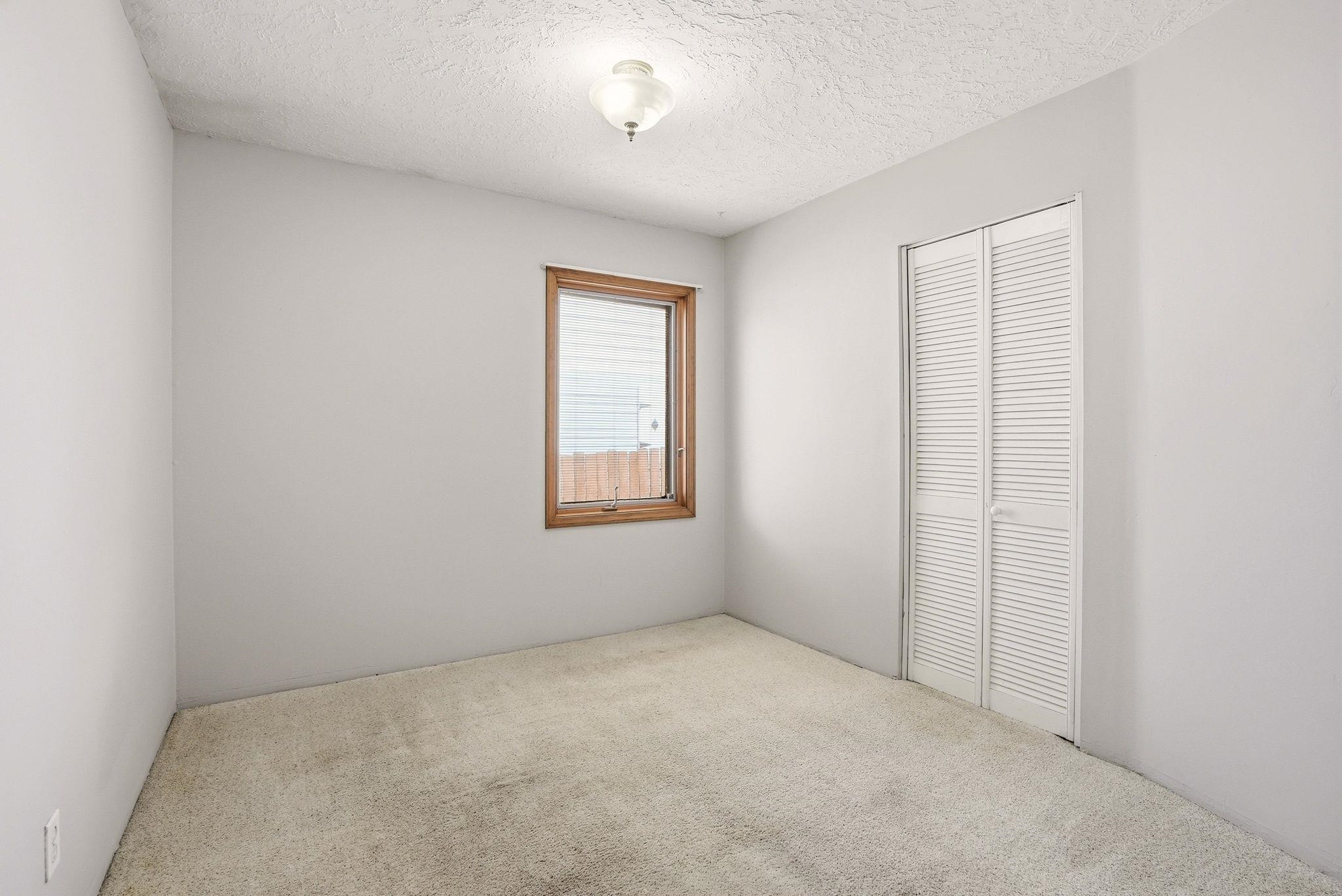 517 E Columbia Ave - Photo 22