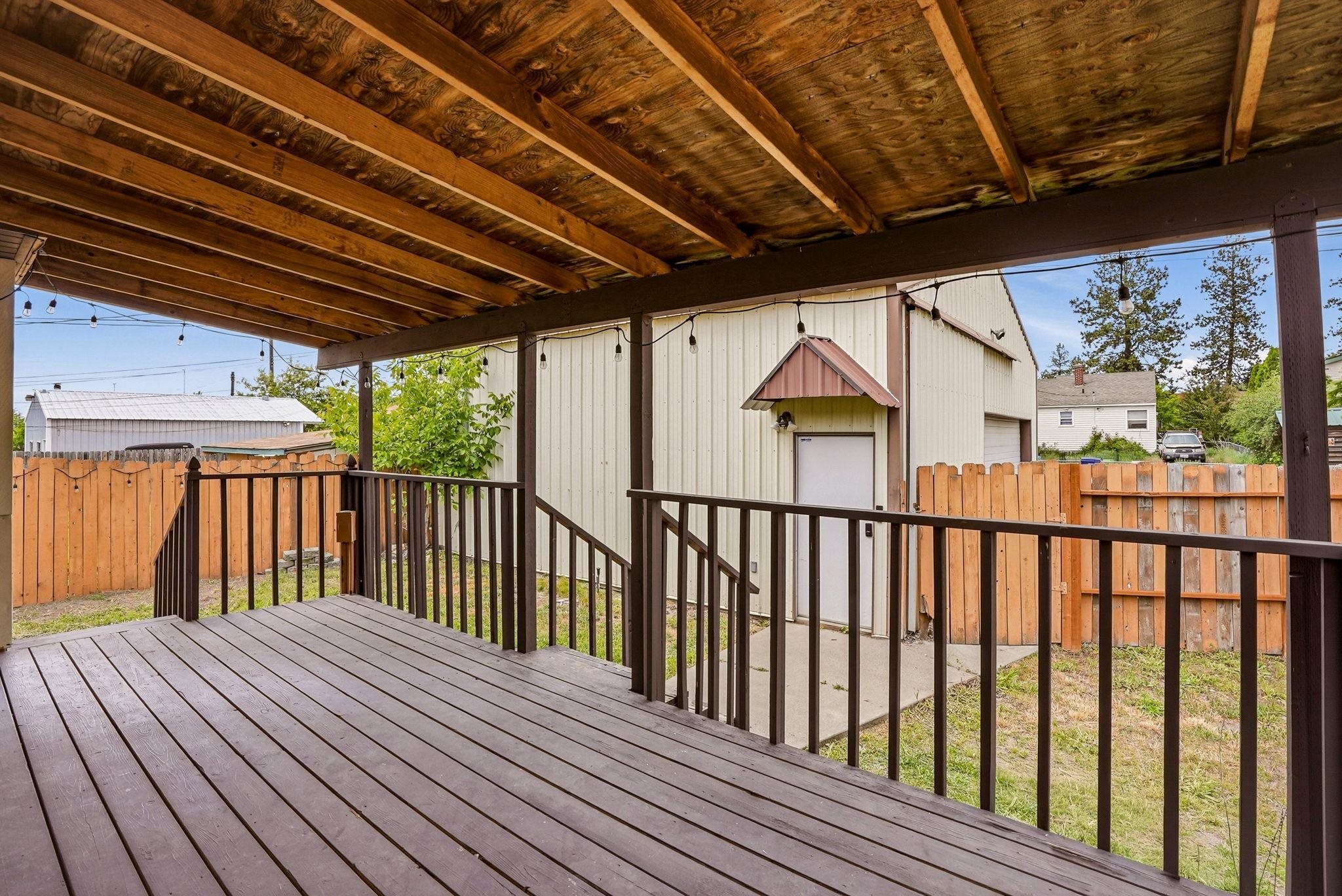 517 E Columbia Ave - Photo 30
