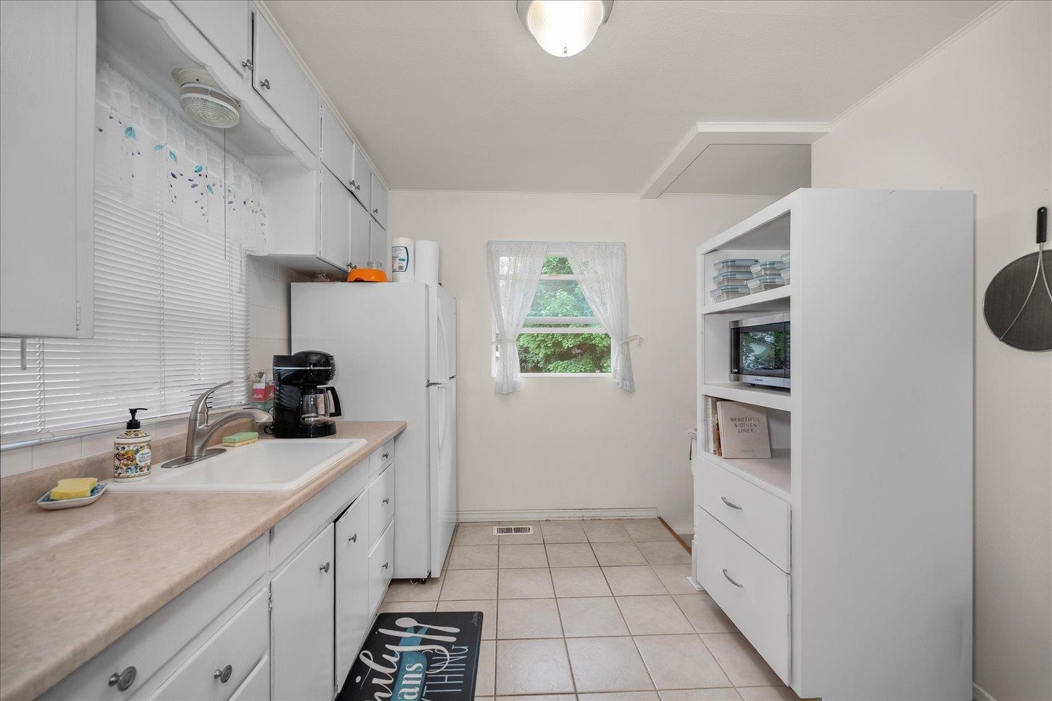 3138 E 33rd Ave - Photo 11