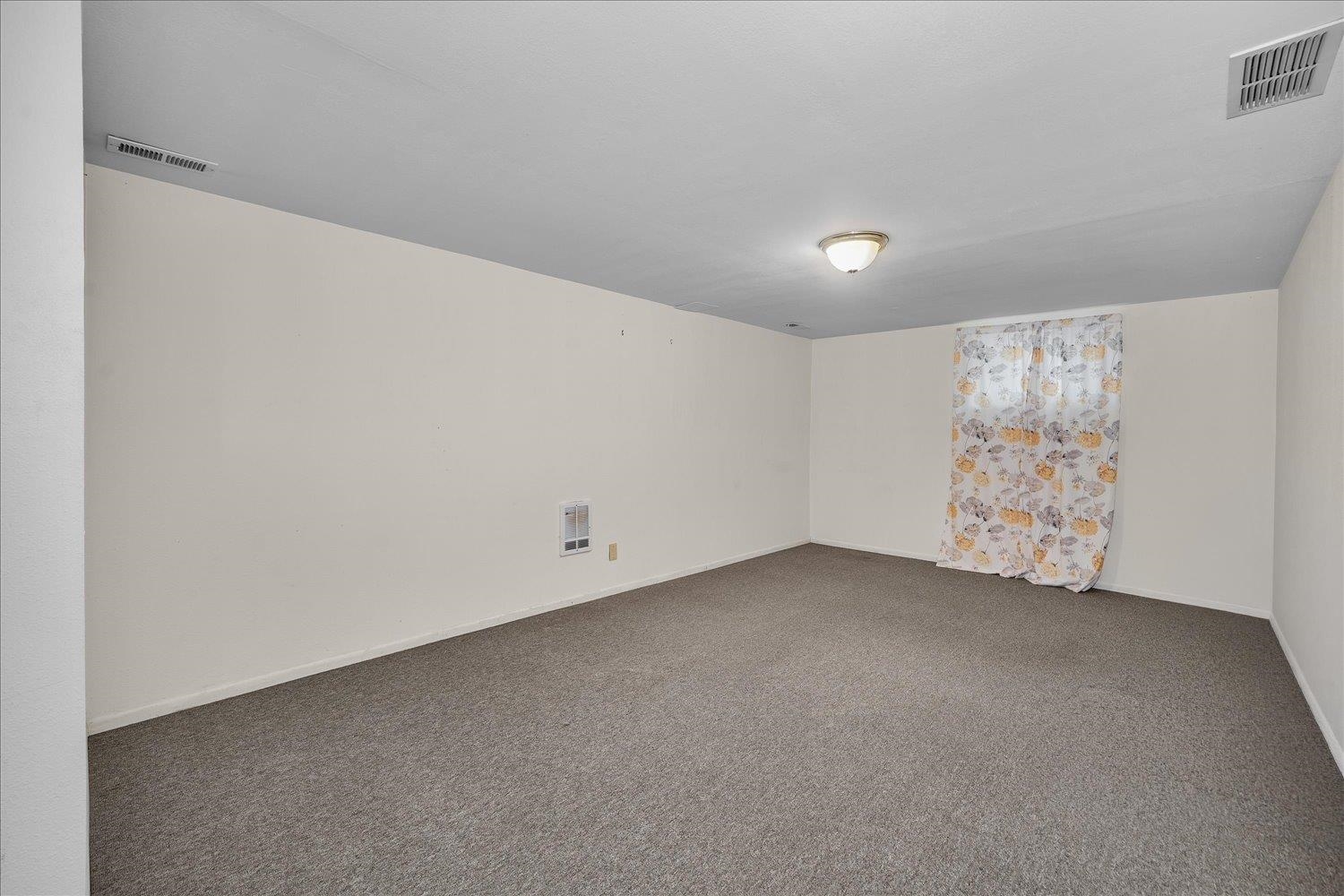 3138 E 33rd Ave - Photo 16