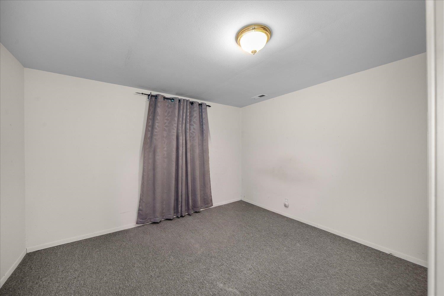3138 E 33rd Ave - Photo 18