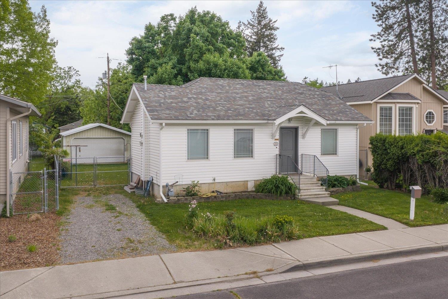 3138 E 33rd Ave - Photo 31