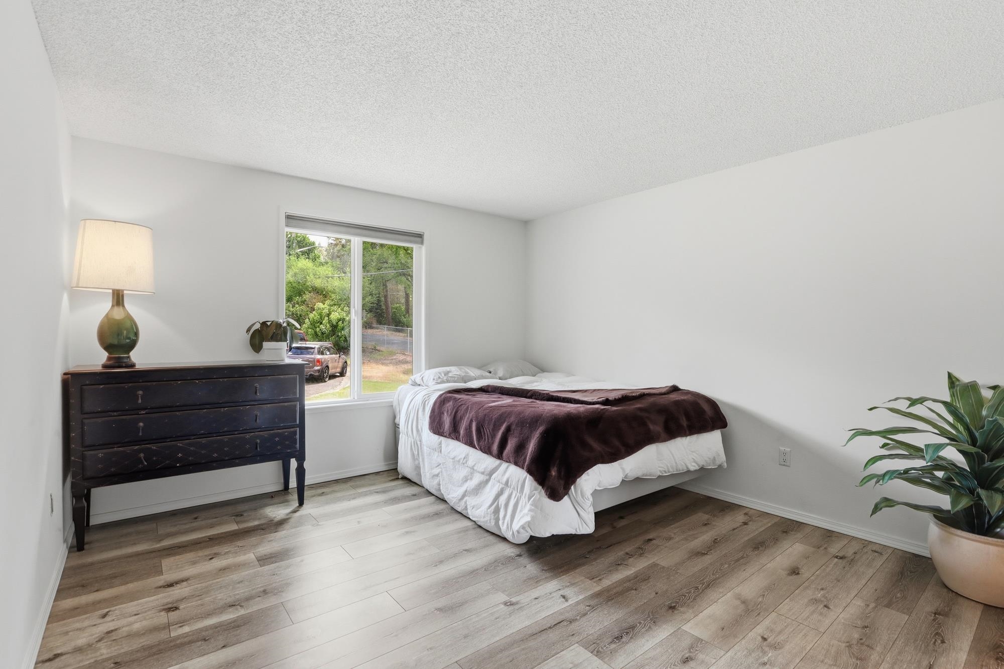 1424 W Bellwood Dr - Photo 18