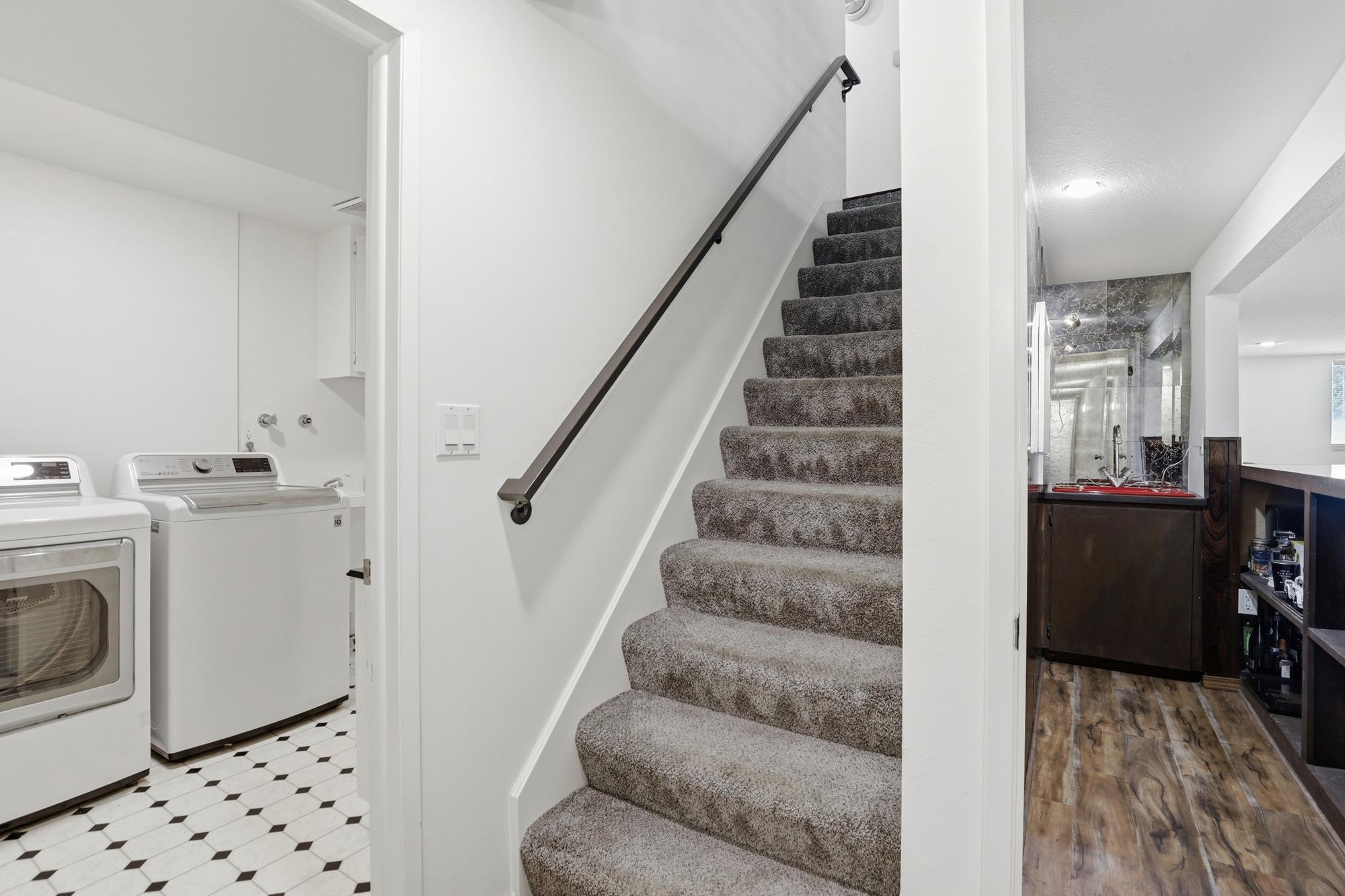 1424 W Bellwood Dr - Photo 21