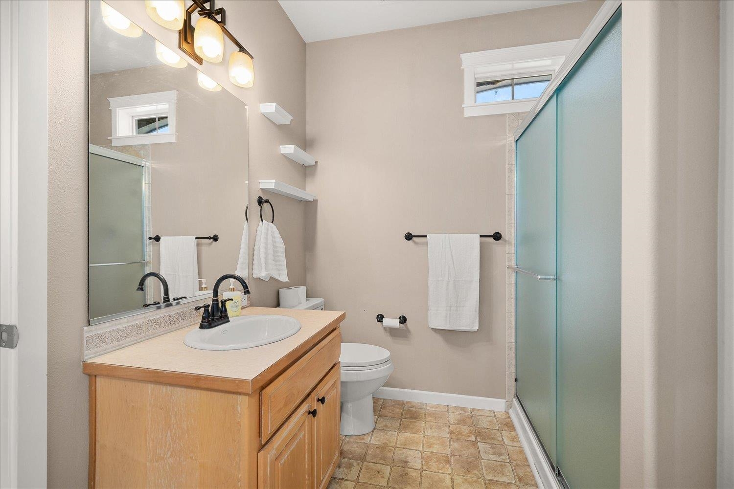 2315 W Chadwick Ln - Photo 18
