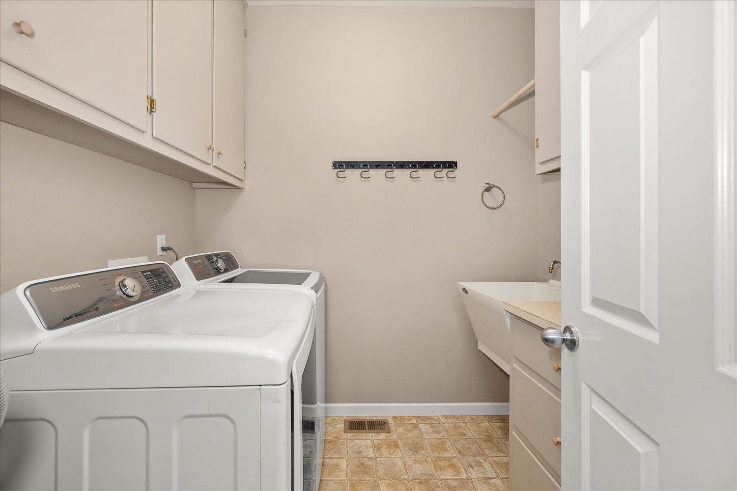 2315 W Chadwick Ln - Photo 28