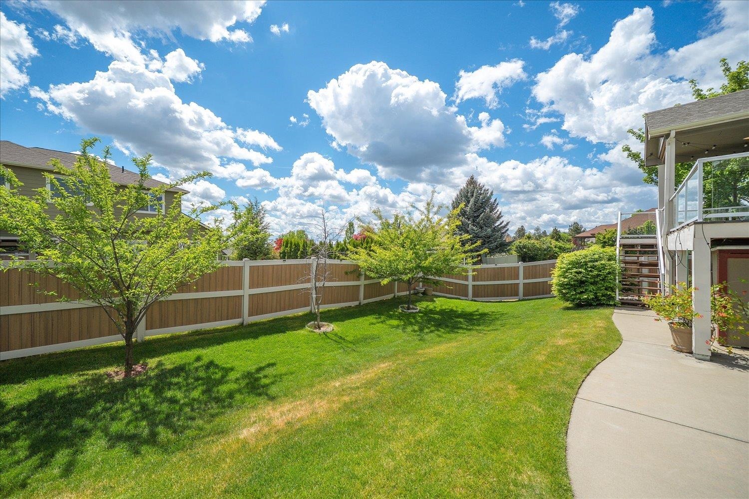 2315 W Chadwick Ln - Photo 32