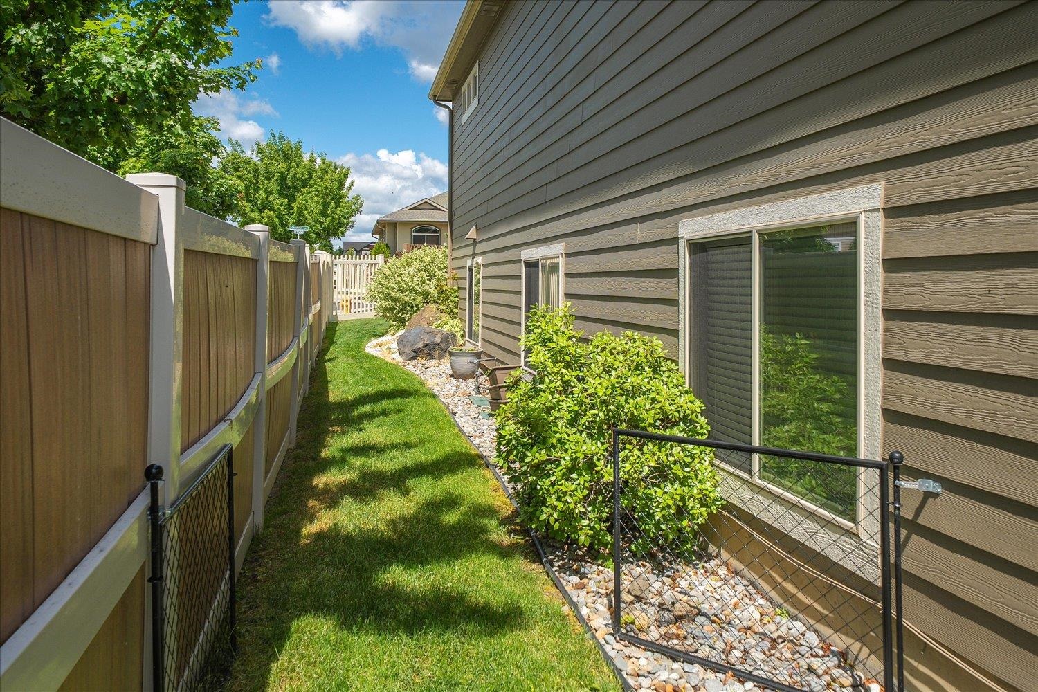 2315 W Chadwick Ln - Photo 34